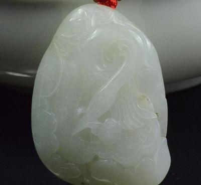 新疆和田玉籽料挂件 自然之灵与匠心之韵